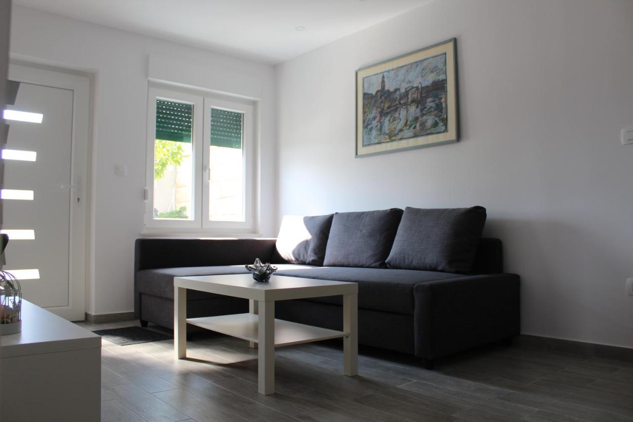 Apartments Tom Mimice Extérieur photo